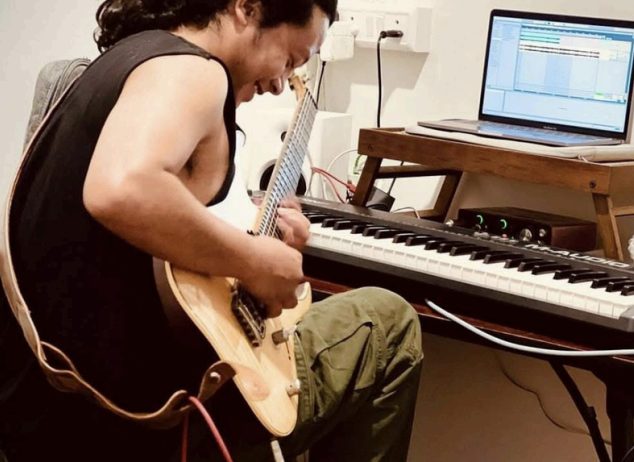 Kabung Gondaimei recording in his home studio