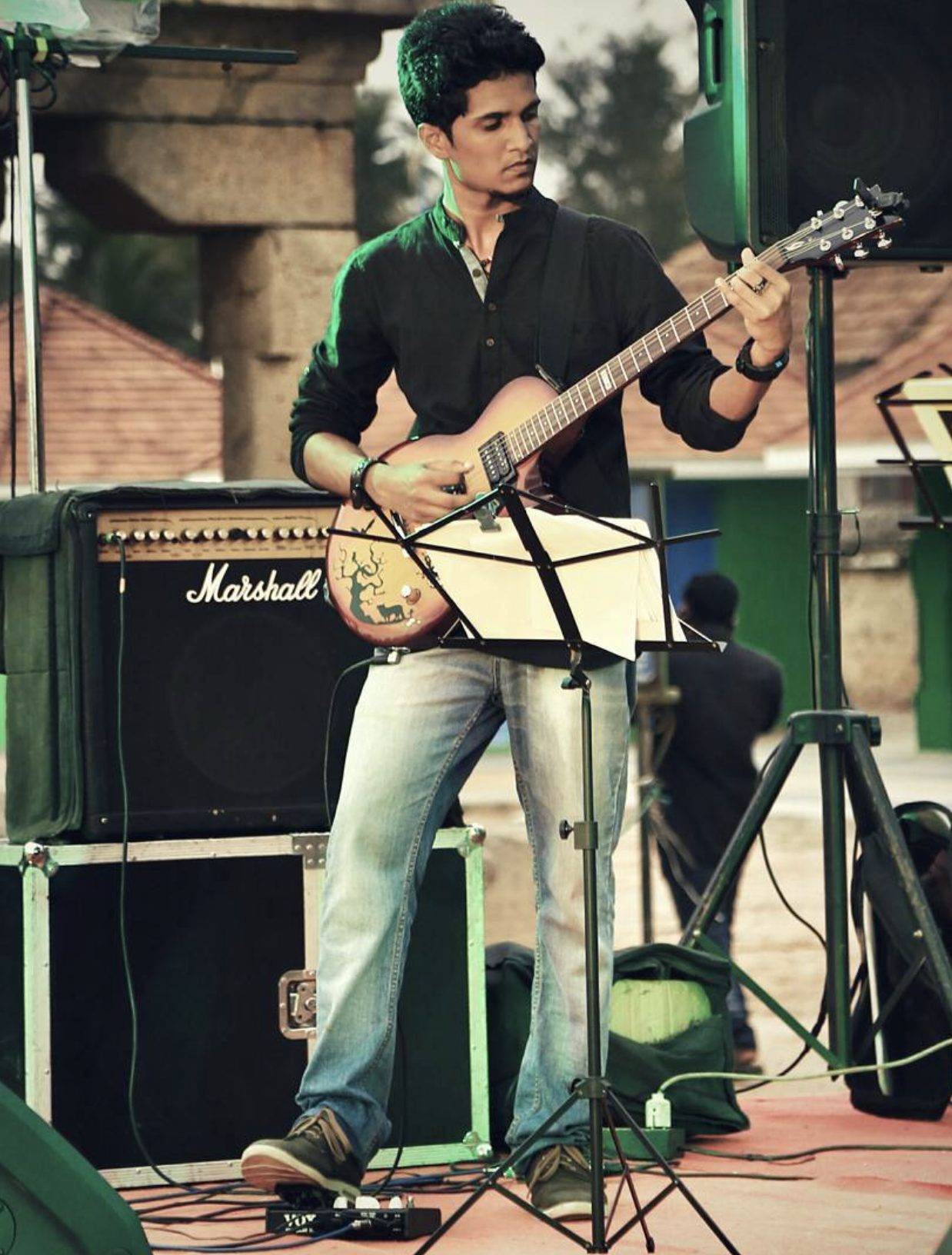 Vamsi Nath performing outdoors